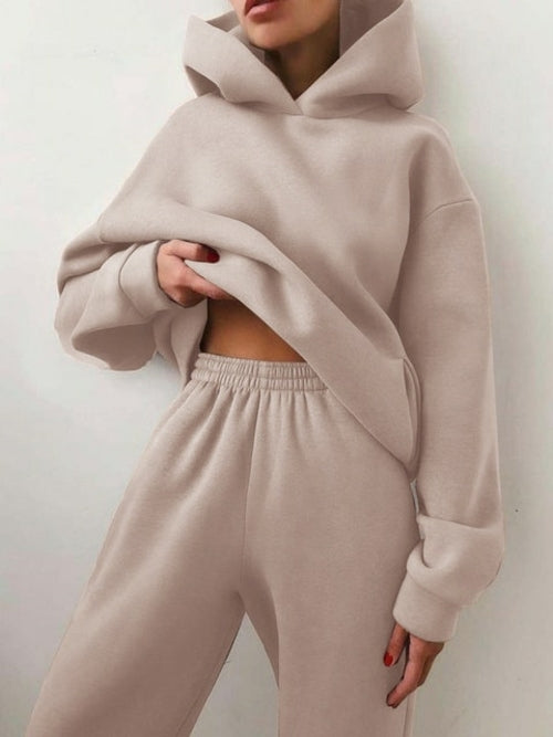 Stilvoller Komfort: Schicker Sweatsuit