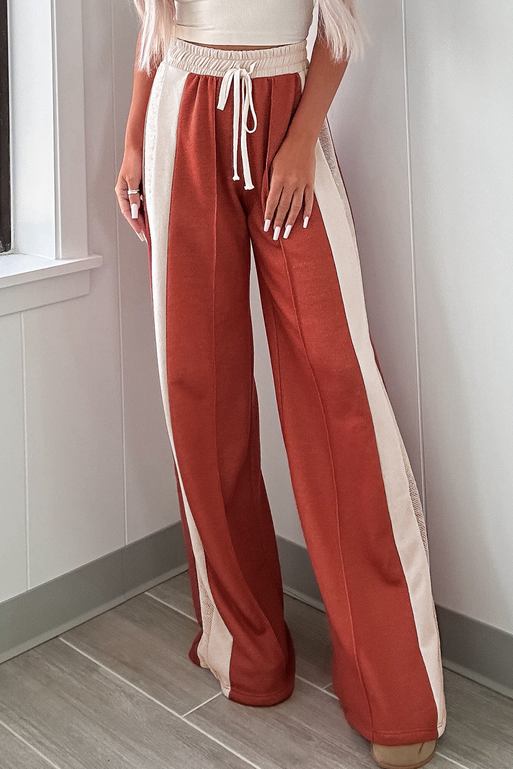 Flamingo-Farbige Hose mit Colorblock und weitem Schnitt Für Frauen