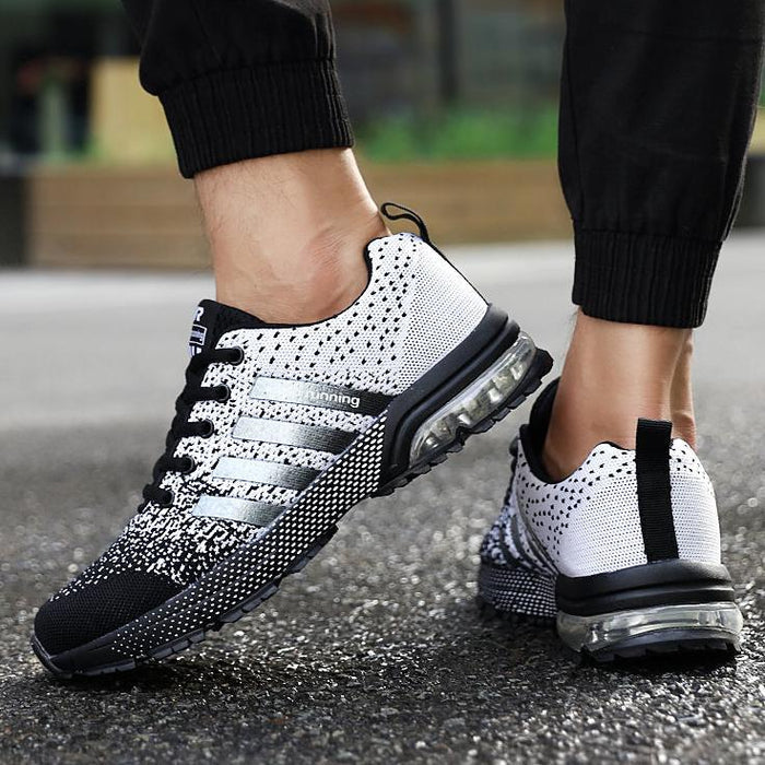 Bequeme orthopädische Runmax-Sneaker