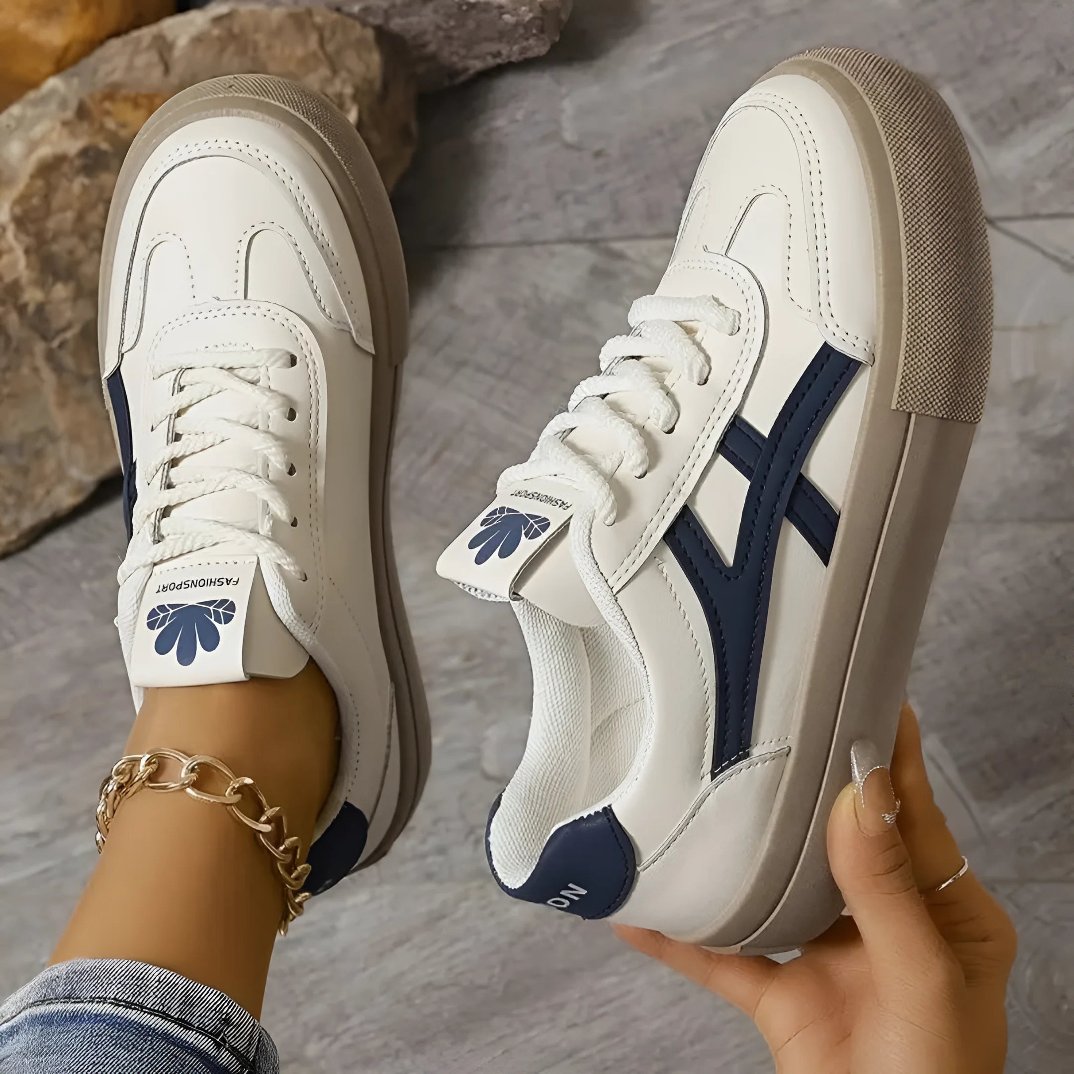 Stylische Strick-Sneaker mit Schnürung für Frauen