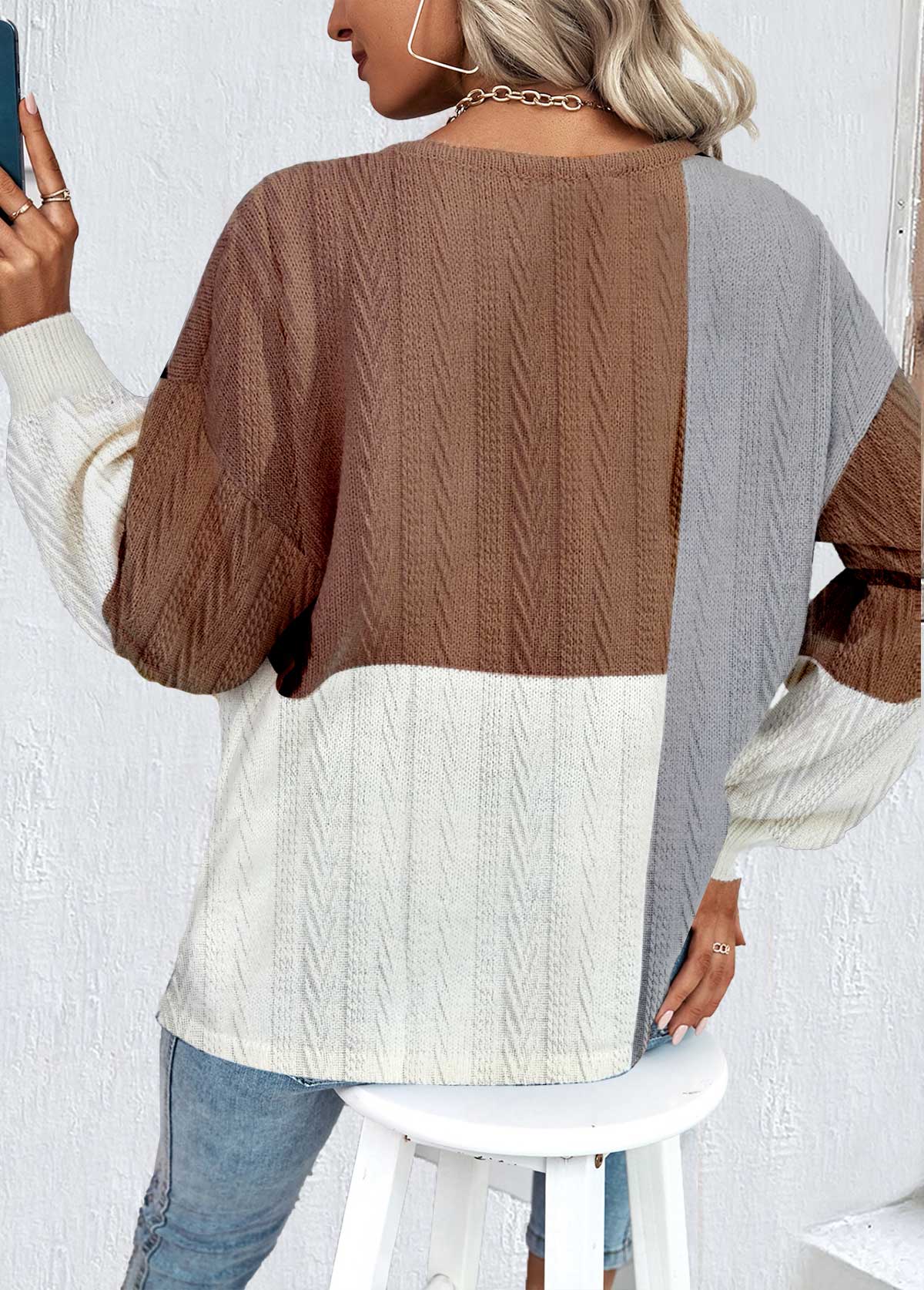 Modisches Patchwork Sweatshirt In Dunkelkaffee Für Frauen