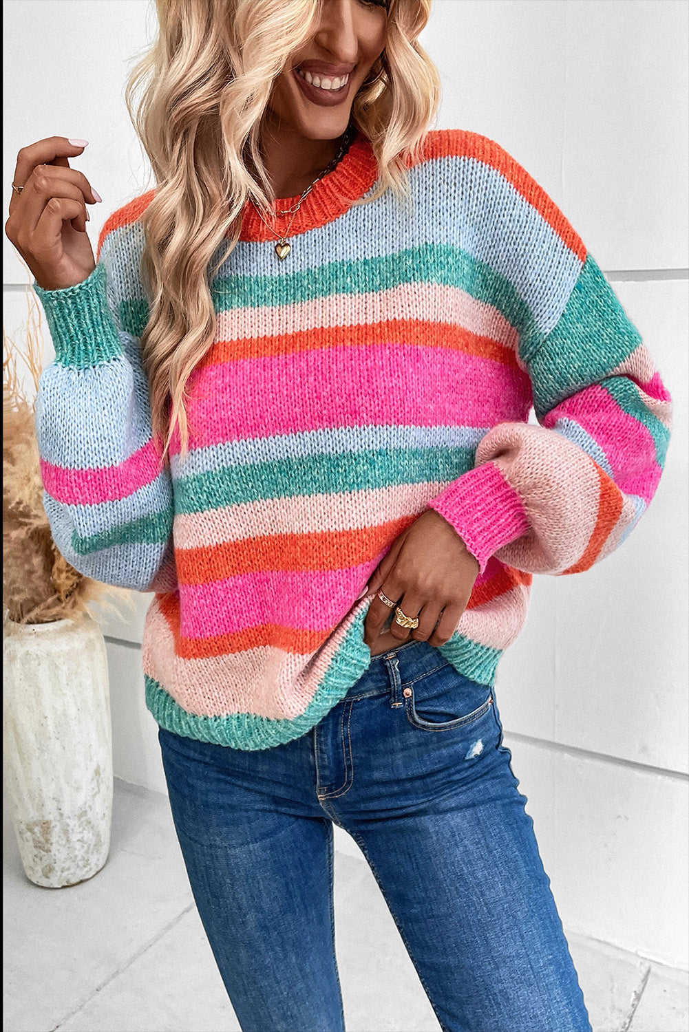 Gestreifter Strickpullover Mit Zeitlosem Charme Für Frauen