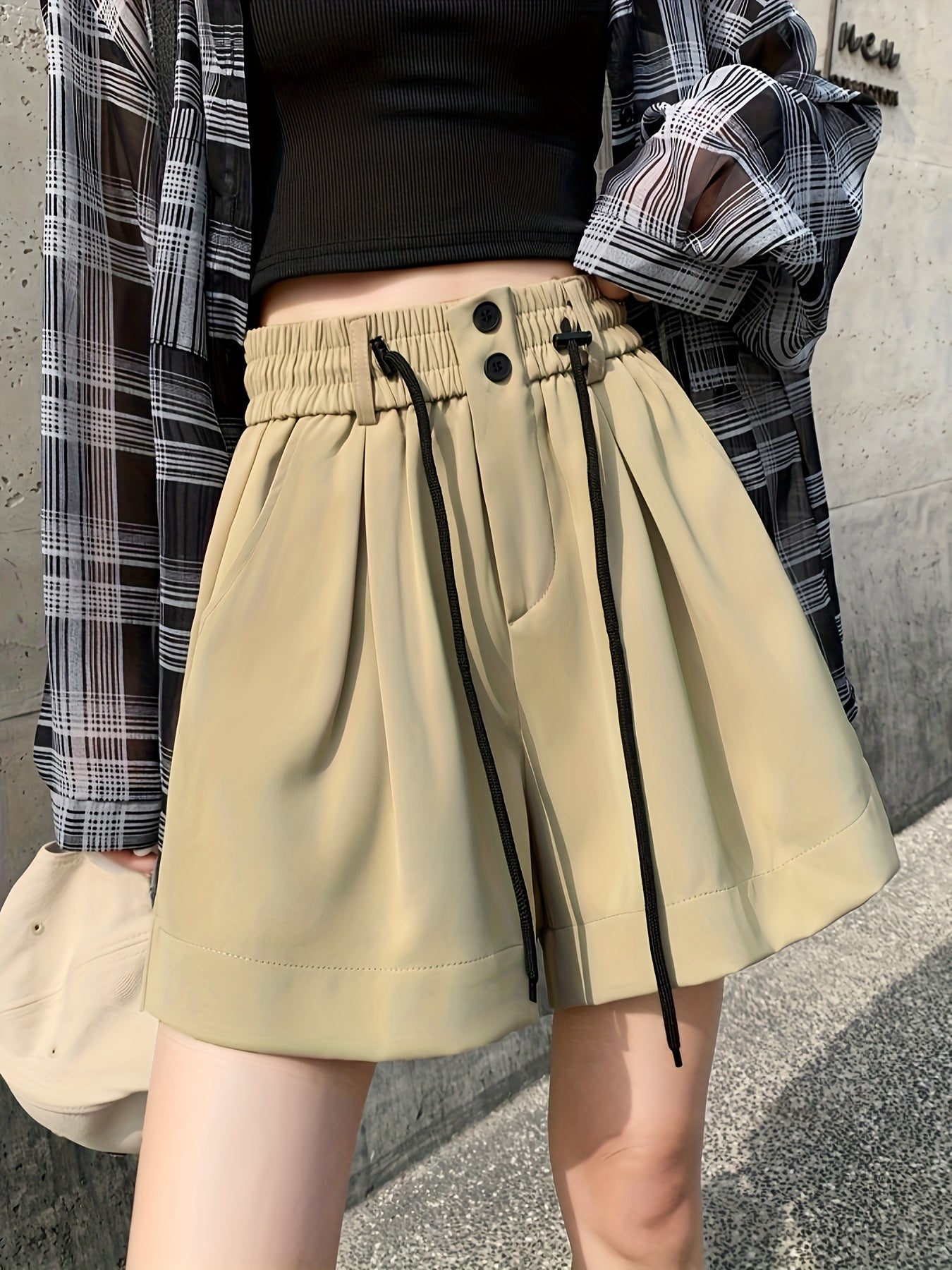 Khaki Hohe Taille Shorts - Naomi