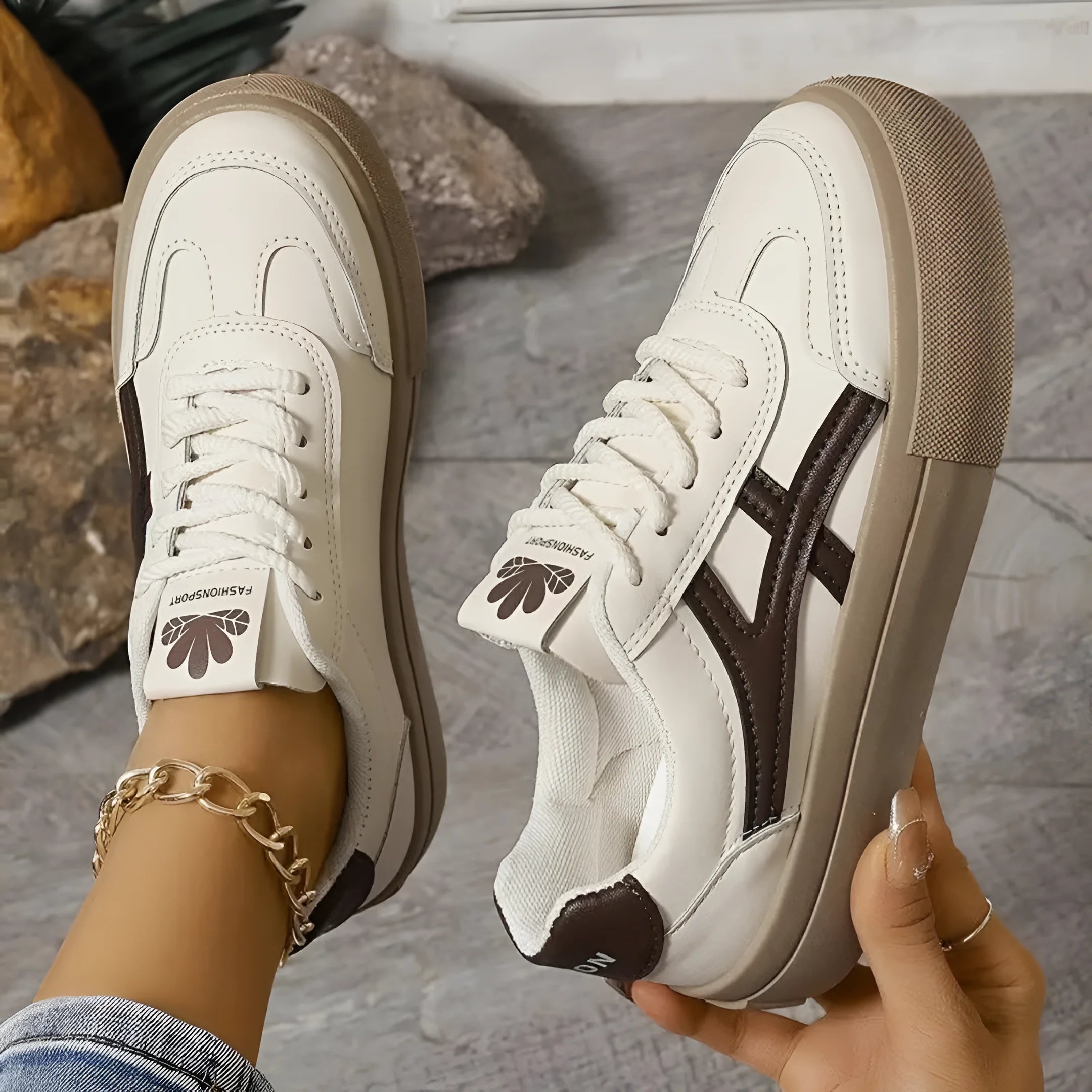 Stylische Strick-Sneaker mit Schnürung für Frauen