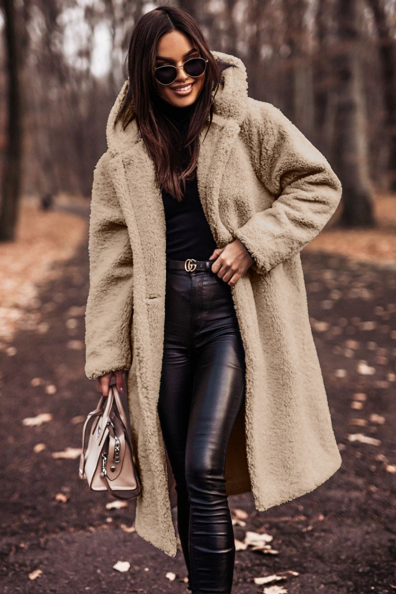 Schicke Winterjacke Mit Stilvoller Wärmender Fütterung Für Frauen