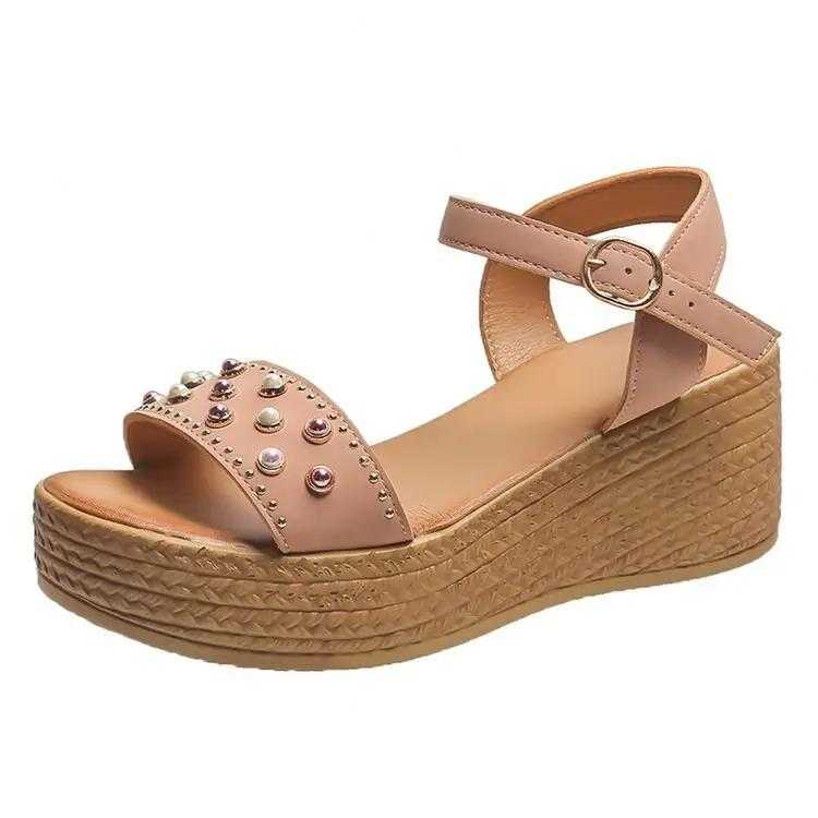 Stuttgart | Chic Frauen Sandalen Schnalle Keil