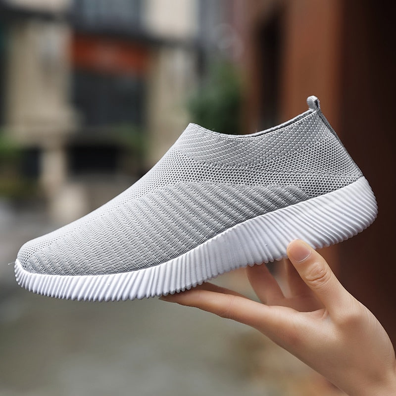 Ava - Rosa Slip-on Mesh Sneakers