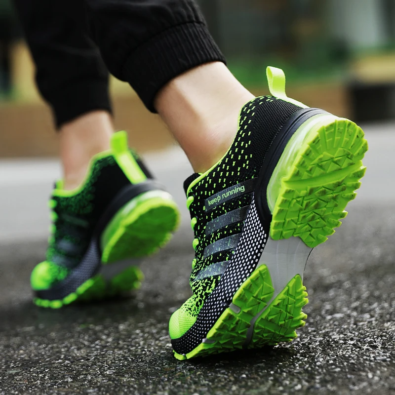 Bequeme orthopädische Runmax-Sneaker