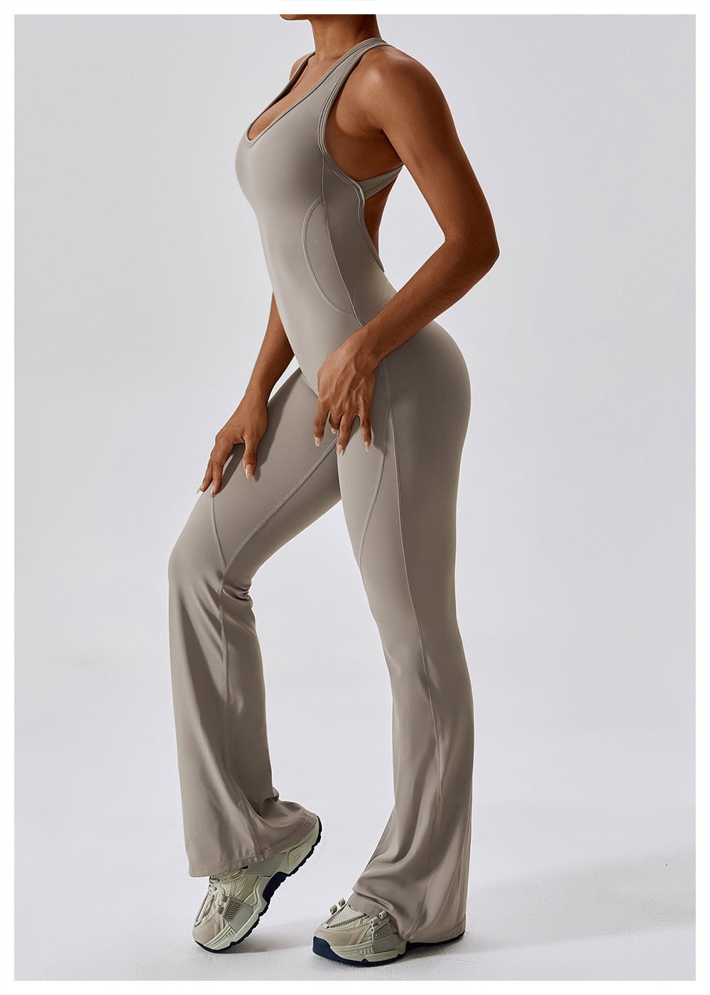 Cheyanna - Vielseitiger Grauer Jumpsuit