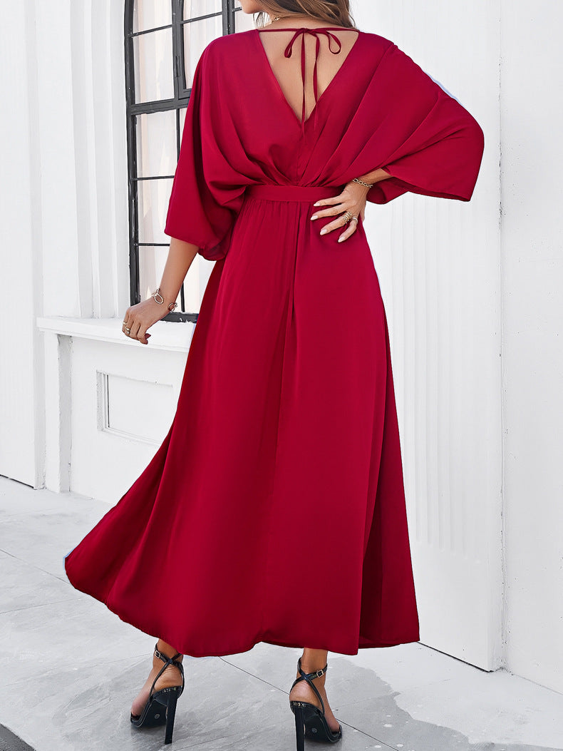 Rotes elegantes, lockeres Kleid mit V-Ausschnitt und Temperament