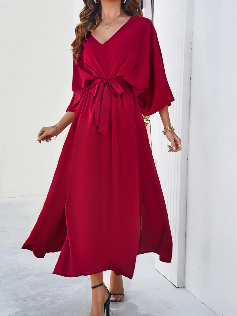 Rotes elegantes, lockeres Kleid mit V-Ausschnitt und Temperament