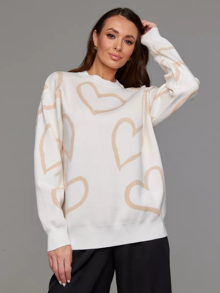 Romantischer, lässiger Pullover mit Herz-Print