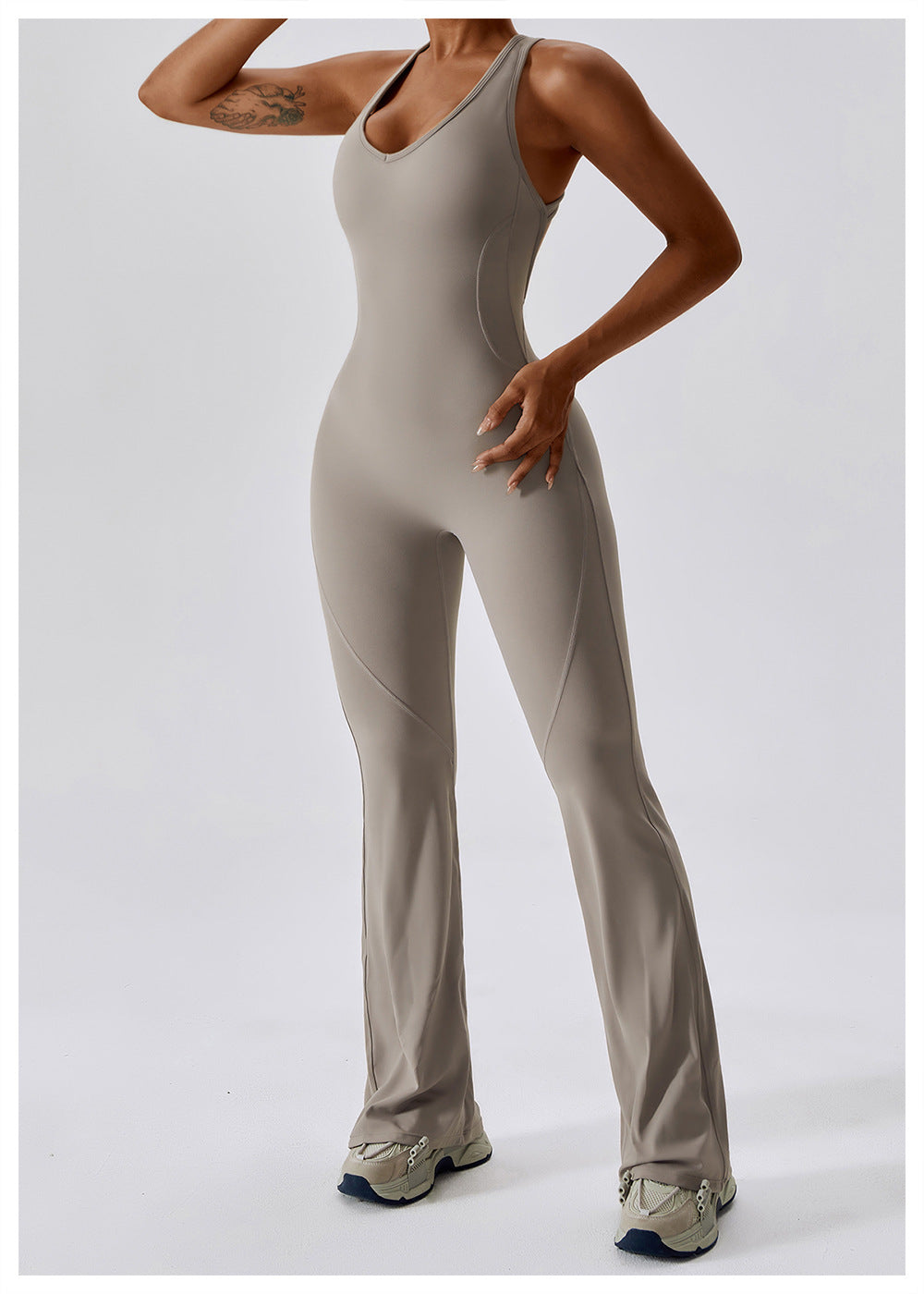 Cheyanna - Vielseitiger Grauer Jumpsuit