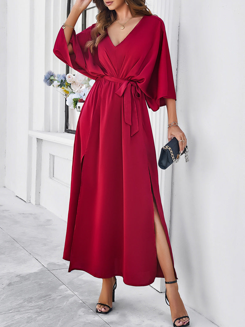 Rotes elegantes, lockeres Kleid mit V-Ausschnitt und Temperament