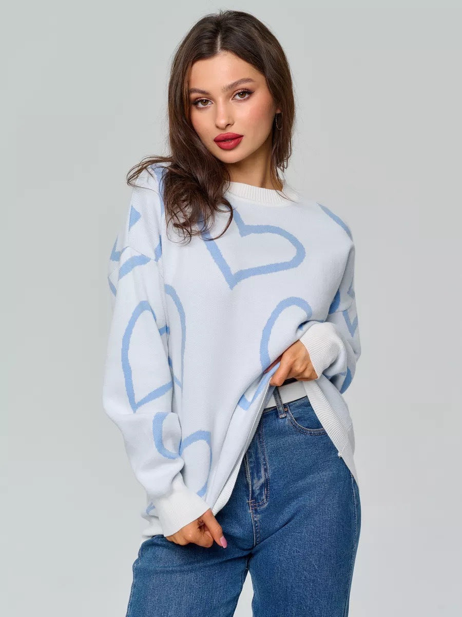 Romantischer, lässiger Pullover mit Herz-Print