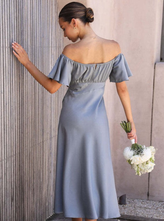 Elegantes einfarbiges Kurzarmkleid mit V-Ausschnitt