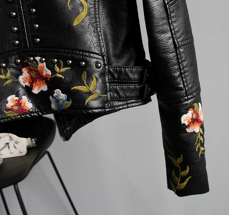 Donovo™ | Lederjacke mit Blumenstickerei