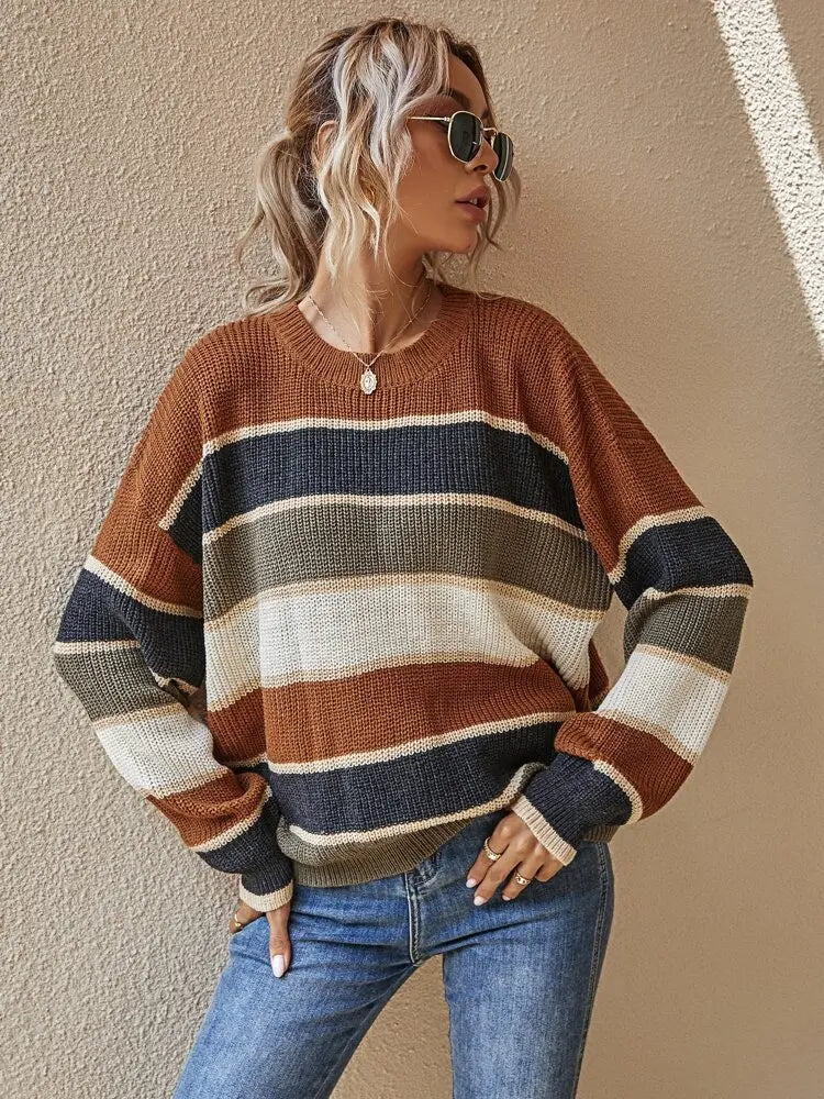 Klassischer Gestreifter Strickpullover Für Einen Modernen Touch Für Frauen