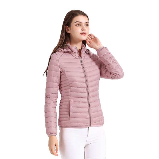 Warme Winterjacke mit Kapuze für Frauen