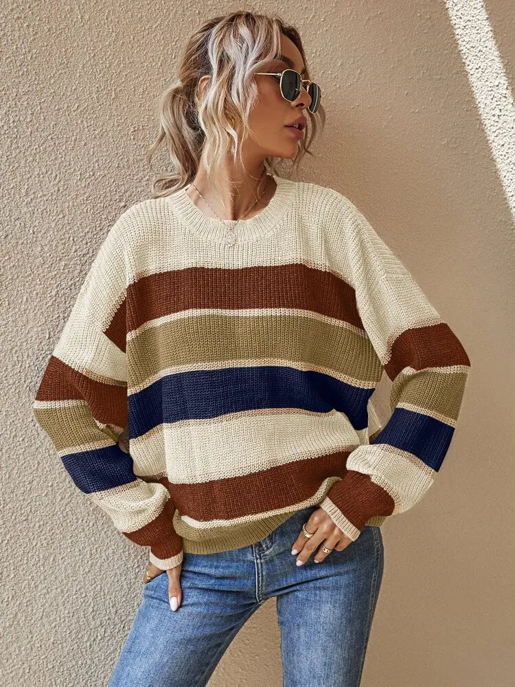 Klassischer Gestreifter Strickpullover Für Einen Modernen Touch Für Frauen