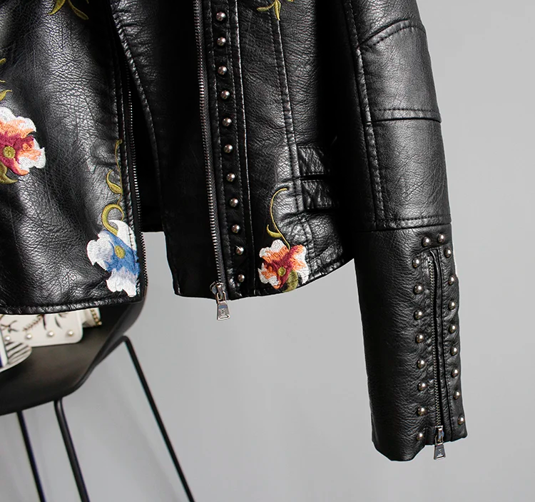 Donovo™ | Lederjacke mit Blumenstickerei