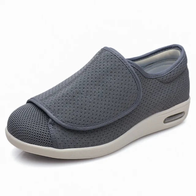 Schwarze orthopädische Schuhe - Comfort