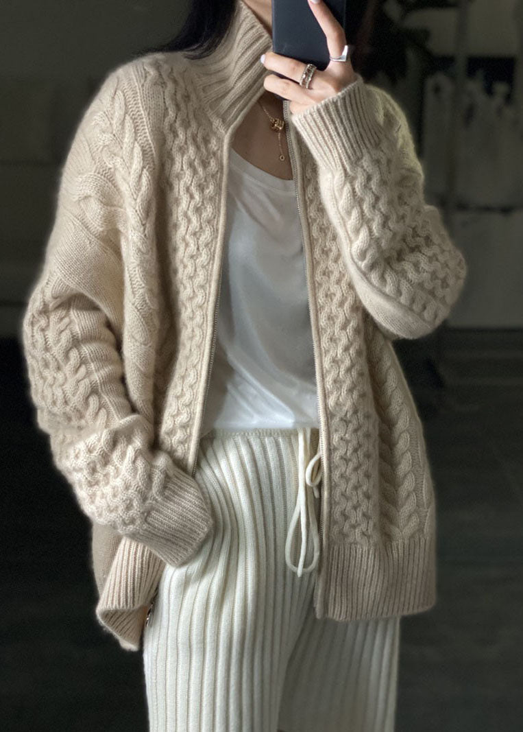 Anastassiya | Kaschmir-Strickjacke mit hohem Halsausschnitt