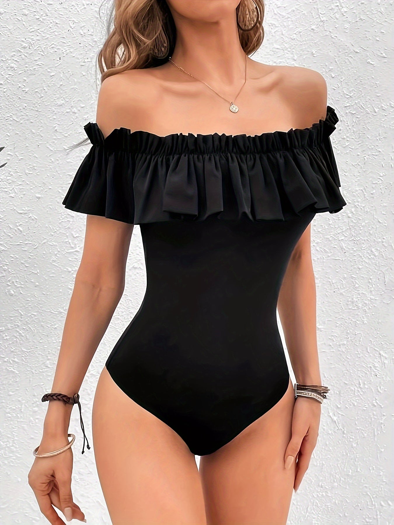 Schwarzer Off-Shoulder Bodysuit - Lina