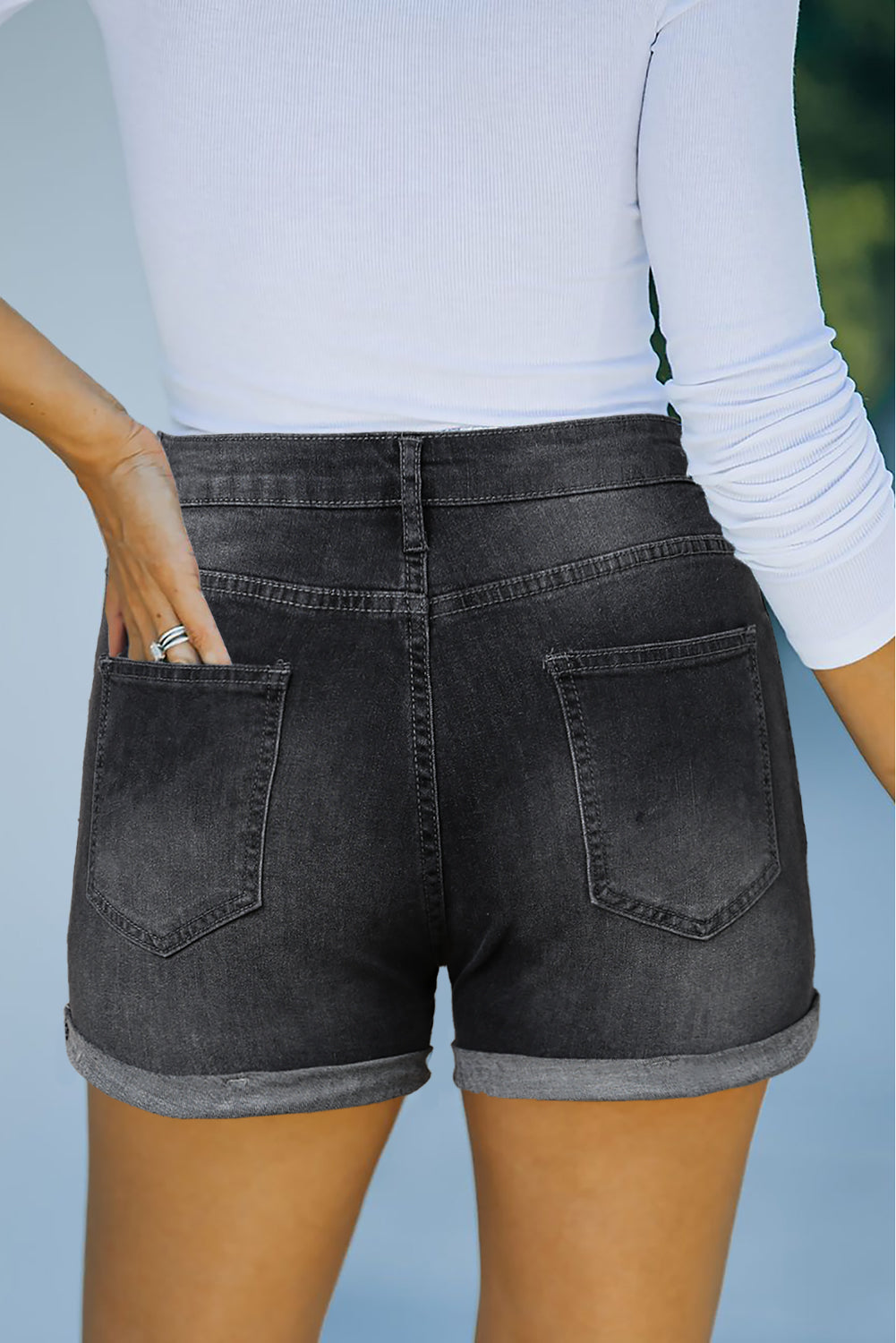 Ruby - Schwarze High-Rise Denim Shorts