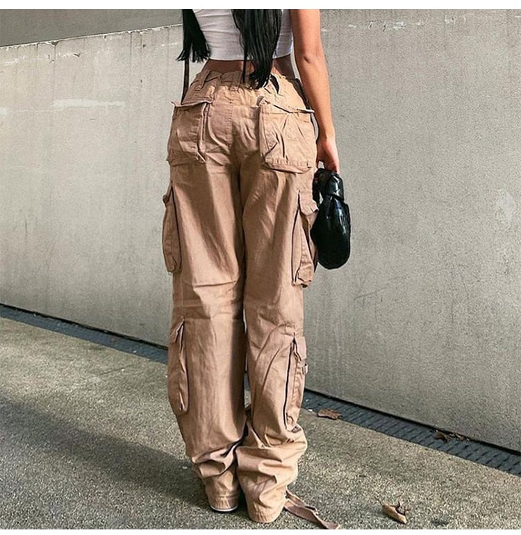 Vielseitige Damen-Cargohose: Stil & Komfort