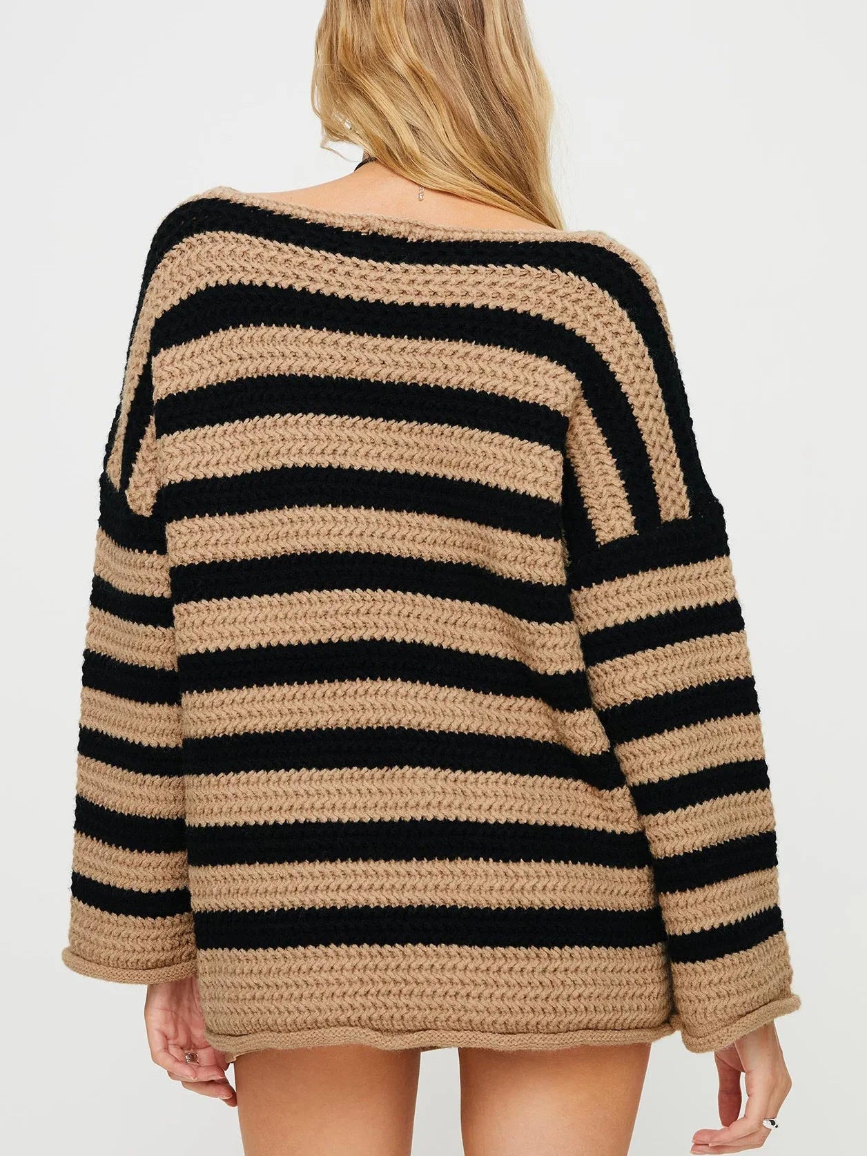 Zeitloser Gestreifter Strickpullover Für Mühelosen Stil Für Frauen