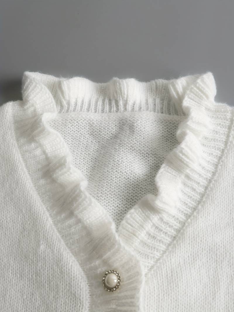 Chice V-Ausschnitt Pullover mit Knopfdetail