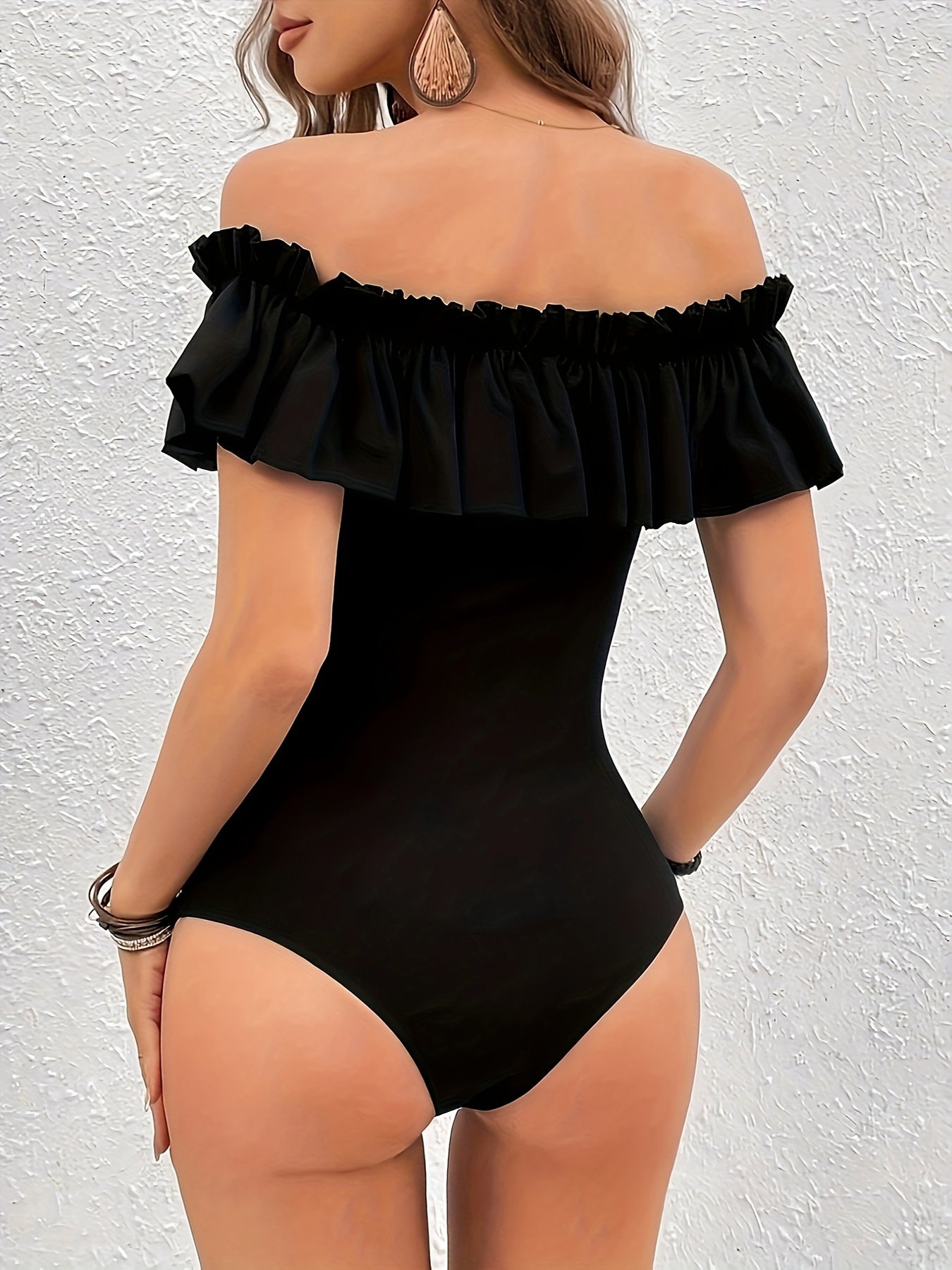 Schwarzer Off-Shoulder Bodysuit - Lina