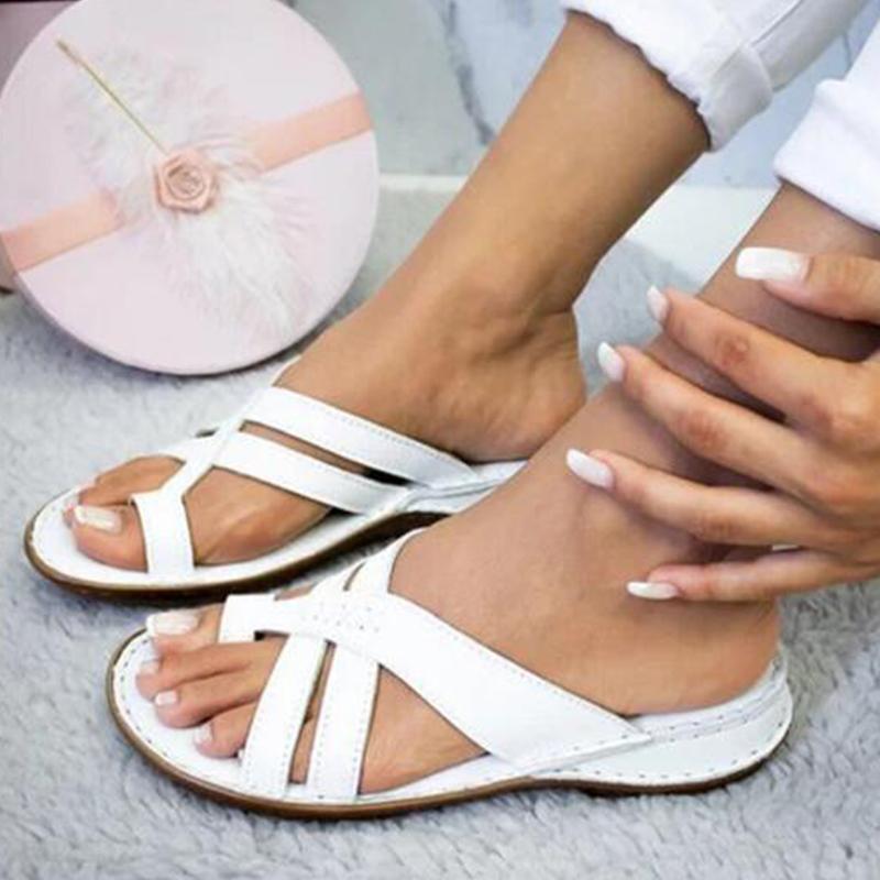 Bella - Weiße lässige Absatzsandalen