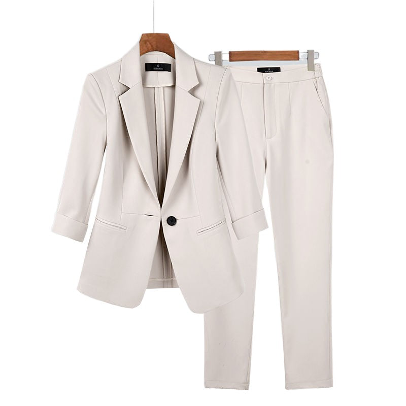 Stilvolles Set aus Blazer und Hose für Damen